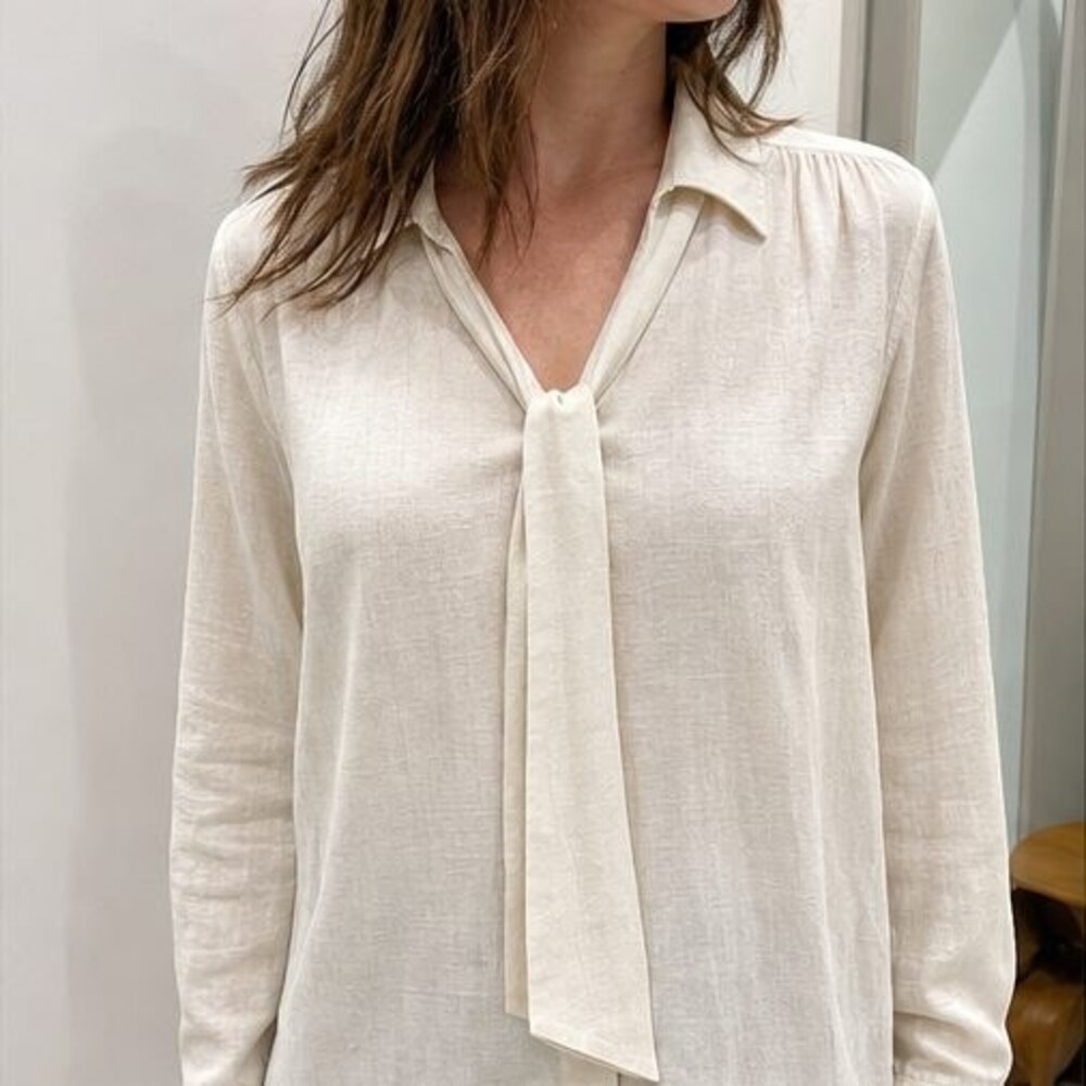 Cream Cami Blouse - Picture 2 of 6